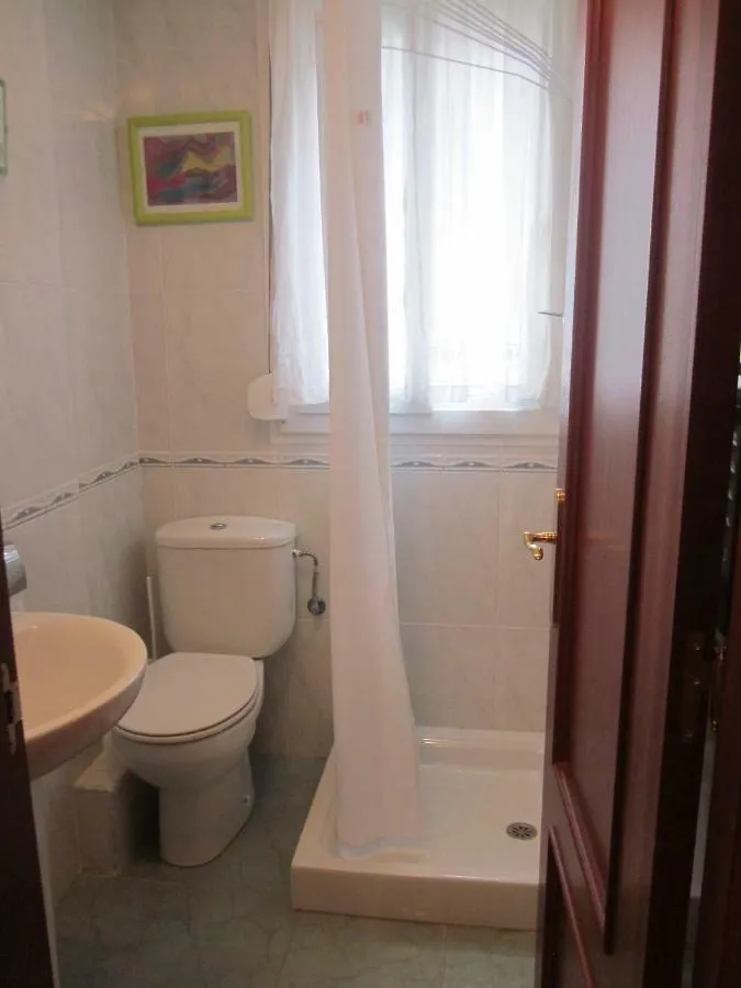 Ea Playa Montana45'Guggemhein A 200M Andando Playa Y Del Centro Pueblo Apartment Ea Spain